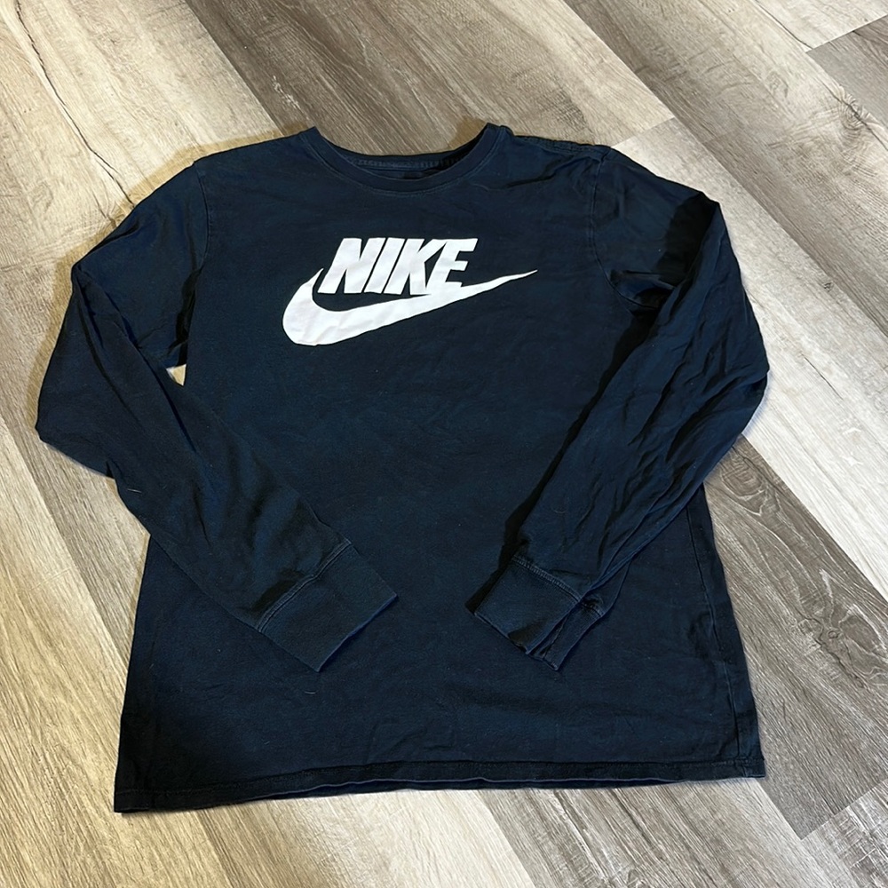 Nike Big Logo Long Sleeve Shirt